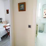 아파트 Holidays On The In 기욘